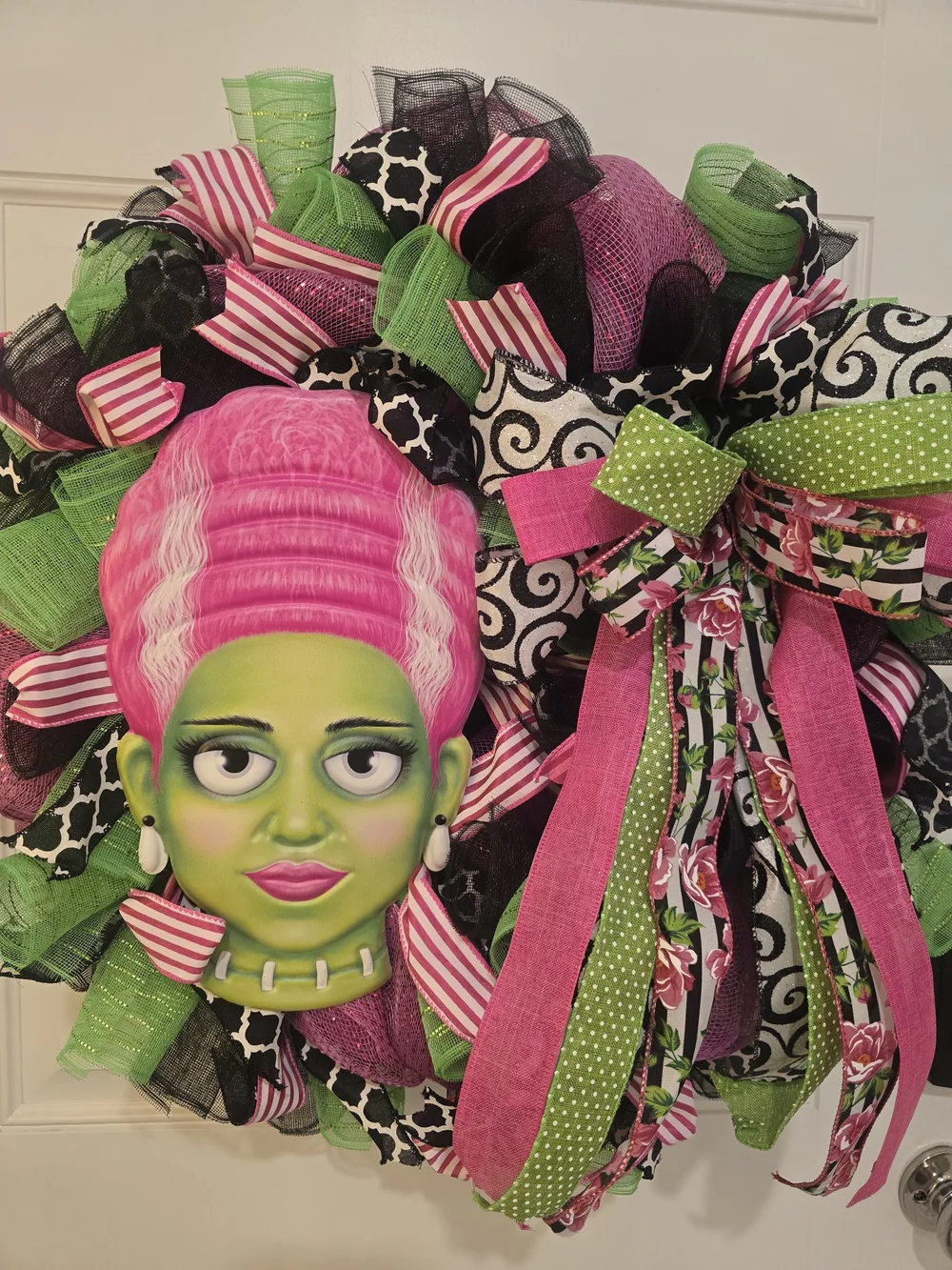 Mrs Frankenstein Pink wreath for Halloween